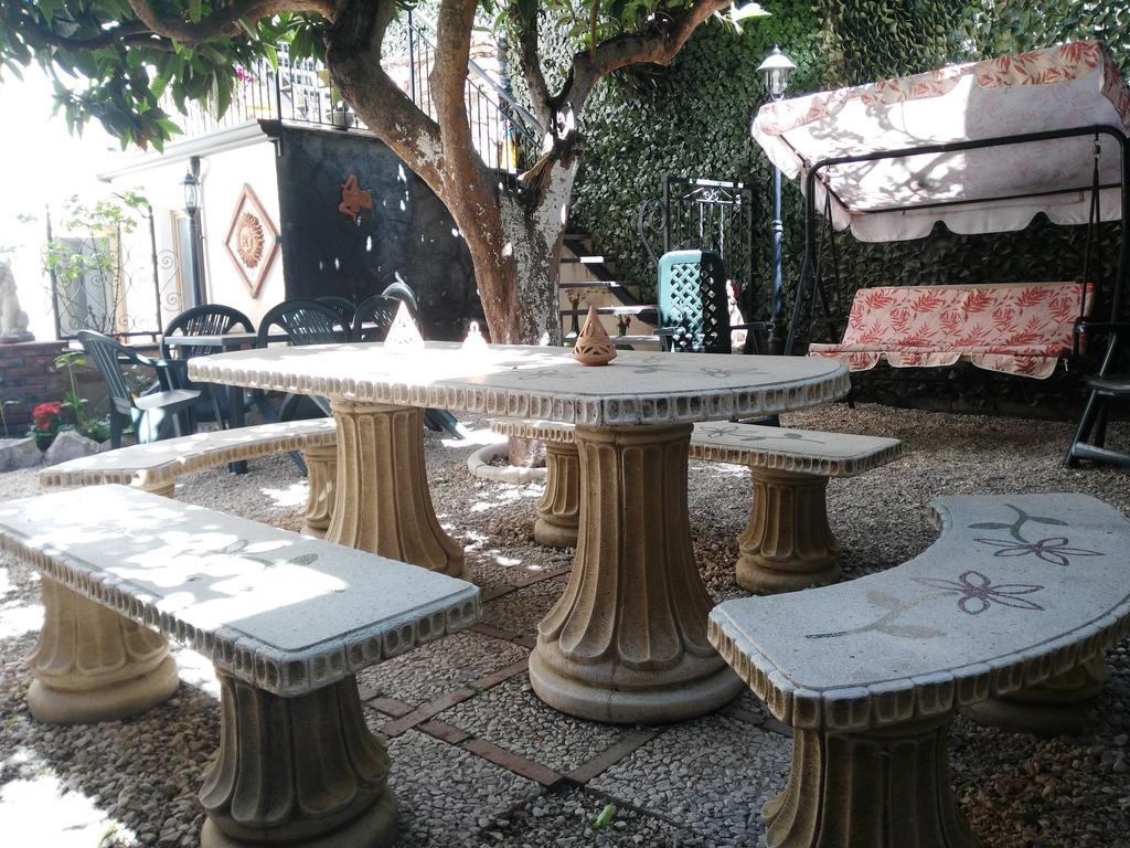 Giardino Del Sole Apartment Taormina Ngoại thất bức ảnh